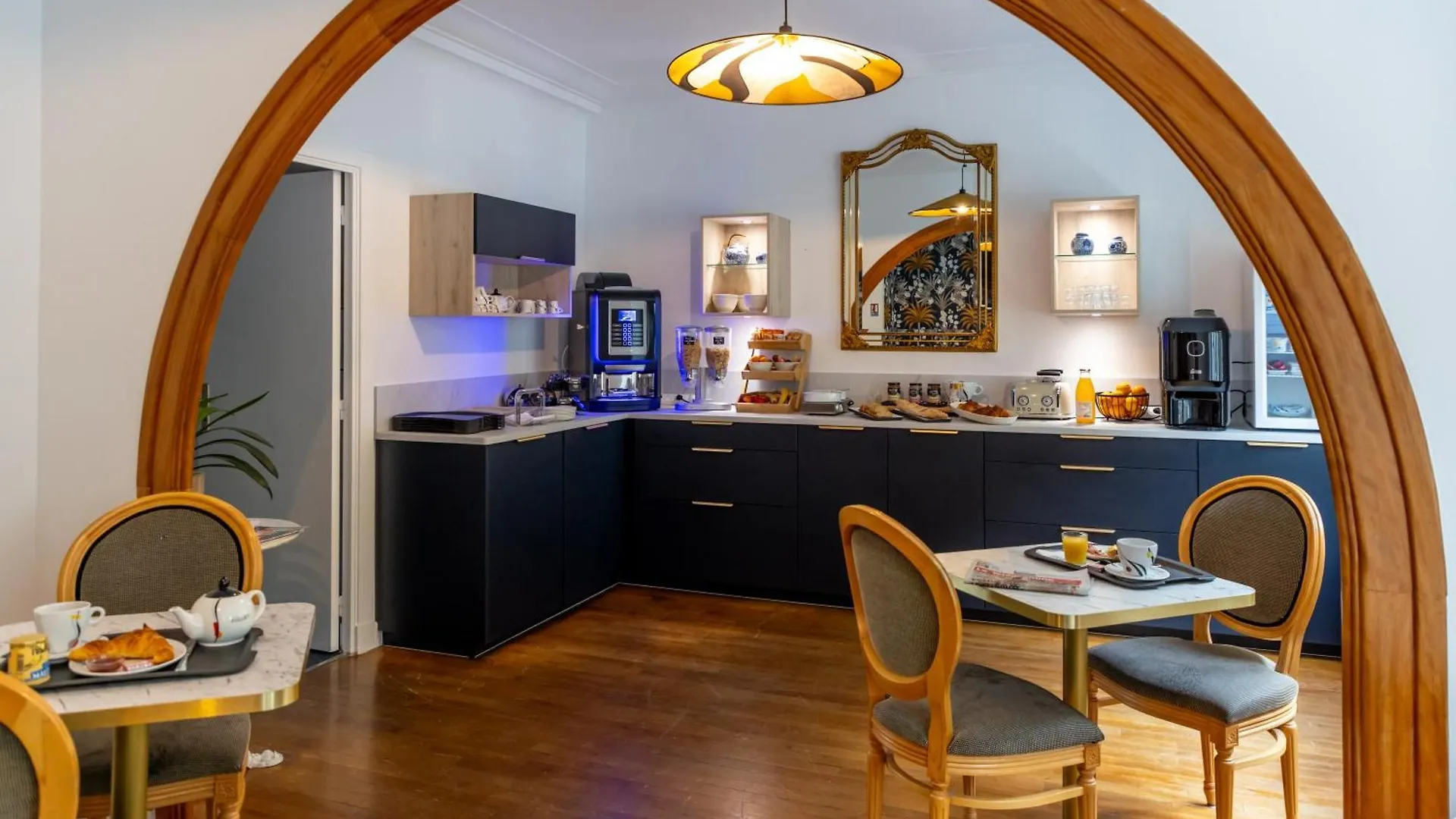 Logis Rex Hotel Lorient