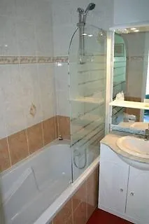 Logis Rex Hotel Lorient 3*,